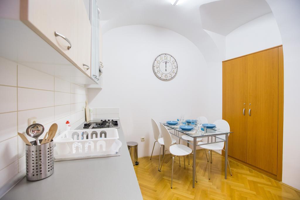 Apartman Kaptol Ζάγκρεμπ Εξωτερικό φωτογραφία